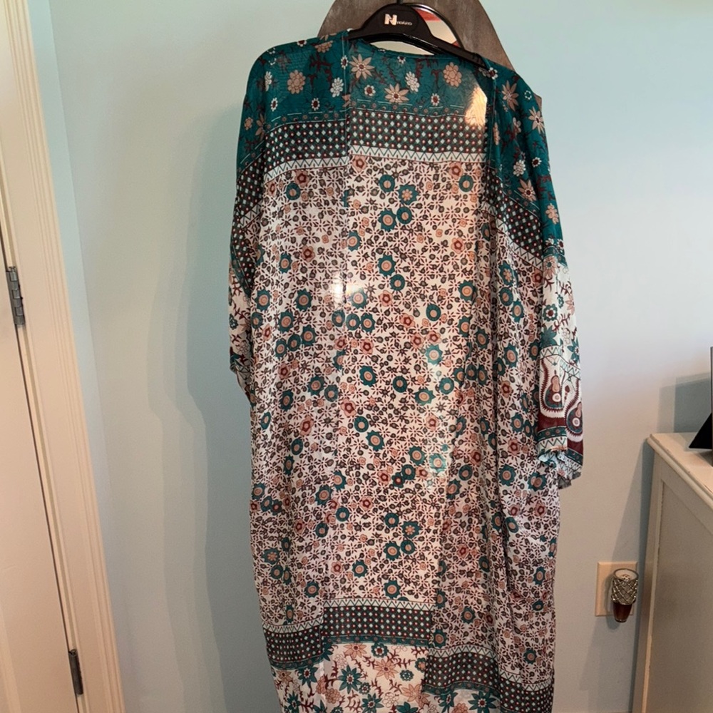 Floral Patterned Kimono